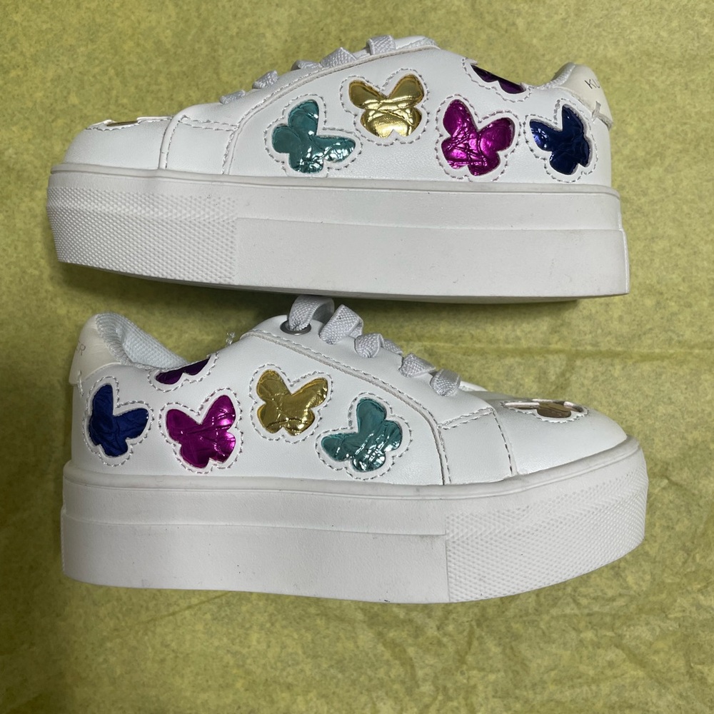 Kurt Geiger - very popular designer’s girls shoes NEW in Size 7 T. 🔥❤️🔥